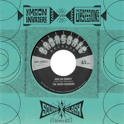 Moon Invaders & The Upsessions - Soundclash Series (7" Single)