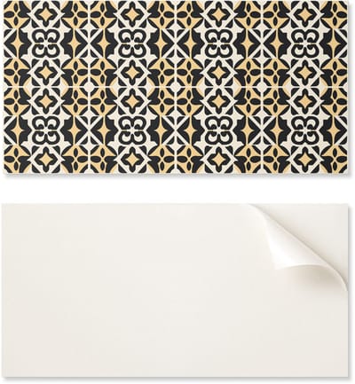 Zelfklevende vinylfolie met print van 100x50 cm met geometrische patronen op de achtergrond.