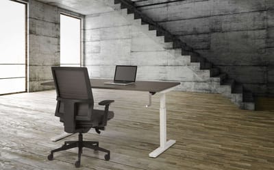 Bureau Teez Slinger zit/zit verstelbaar breed 160CM diep 80CM bladkleur Robson Eiken framekleur Zwart (RAL9005)