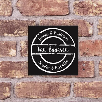 Naambord zwart kunststof voordeur - Naambordje - Naamplaat - huisnummer - Huisnummerbordje - kunststof bordje - naamplaatje - voordeurbord - gevelbord - gevelnaam - acrylaat bordje