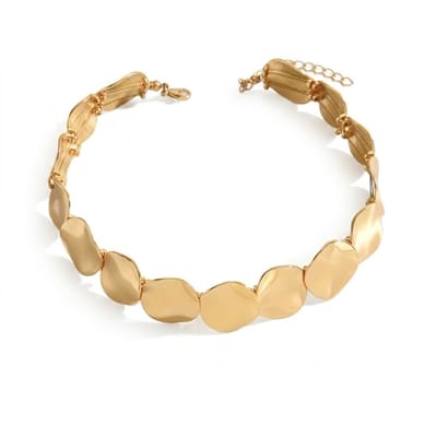 Goudkleurige choker ketting dames met platte ronde schakels statement ketting minimalistische hals ketting met matte afwerking