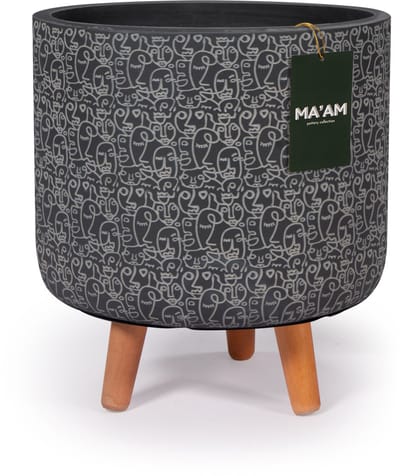 MA'AM Pottery Lian bloempot gezicht op poten - Zwart - D37xH30 (+10cm houten poten)