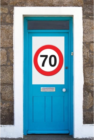 70 jaar verjaardag deur en raam versiering poster - 59 x 84 cm - leeftijd feestartikelen - Stopbord