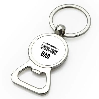 Akyol - i am a freaking awesome dad flesopener - Papa - de meest geweldigste vader - vader cadeautjes - vaderdag - verjaardagscadeau - verjaardag - cadeau - geschenk - kado - gift - vader artikelen - 9 bij 3 cm