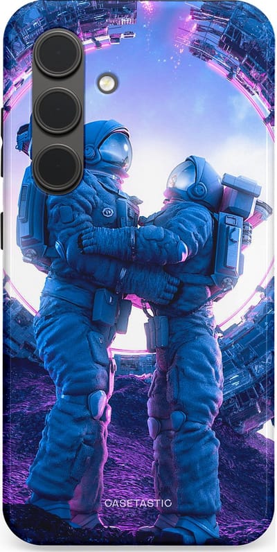 Casetastic Hoesje Geschikt voor Samsung S24 - Stijlvolle Beschermende Duo-layer Case - Ruimtereis vol liefde
