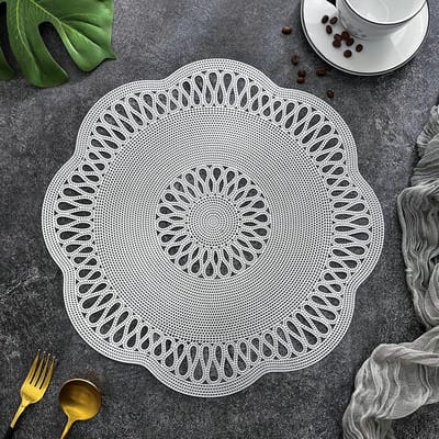Ronde Placemats - Tafelmatten Set - Tafeldecoratie - Hittebestendig Antislip - 38 cm - Zilver