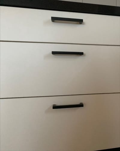 *** Zwarte Rechthoek Handgreep - 128 mm Hartafstand - Voor Kasten, Keukens, Lades en Deuren - Stijlvolle Keukengreep - Multifunctionele Meubelgreep - Deurgreep van Heble® ***