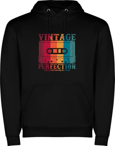 Zwarte unisex hoodie met “ Kleurrijke Vintage perfection Limited edition met cassettebandje – verjaardag “ Print Full Color Color merk Roly maat S