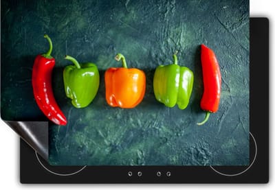 Chefcare Inductie Beschermer Vijf Paprika's op Marmer - 60x50 cm - Afdekplaat Inductie - Kookplaat Beschermer - Inductie Mat