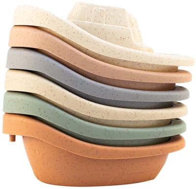 Magni - Badspeelgoed - set van 6 stapelbare bootjes van tarwestro - Meerkleurig