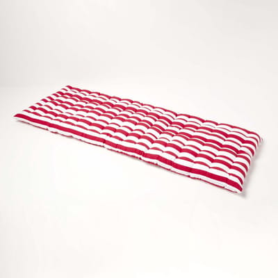 Homescapes Tuinbank Kussen – Rood-Wit Gestreept – 3 Zitter Zitkussen – 143x42 cm – Katoen – Wasbaar – voor Buitengebruik
