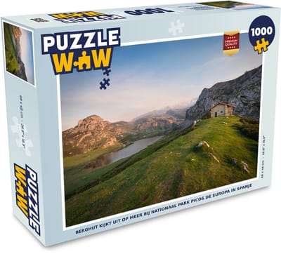 Puzzel Berghut kijkt uit op meer bij Nationaal park Picos de Europa in Spanje - Legpuzzel - Puzzel 1000 stukjes volwassenen