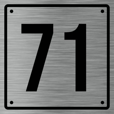 Huisnummerbord 71 - Incl. Schroeven en Pluggen – Acrylaat - 10 x 10 cm - RVS met Zwart