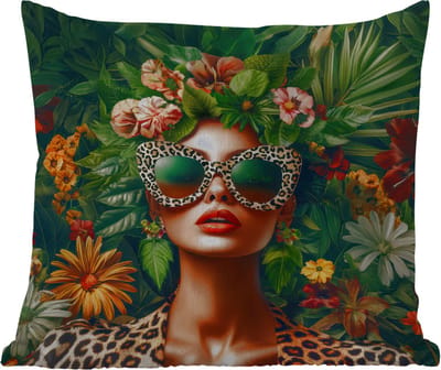 Sierkussen Buiten - Vrouw - Panterprint - Jungle - Natuur - Luxe - 60x60 cm - Weerbestendig