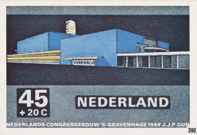 Briefkaart met afbeelding Nederlands Congresgebouw 1969 postzegel