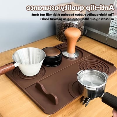 Dailygoods - 3 in 1 koffie klopdoos, sabotage mat met borstel, bruine siliconen vierkante espresso gemalen container, 20x25cm Espresso Mat, vaatwasmachinebestendig, antislip, 51mm/53mm/58mm Barista Grade