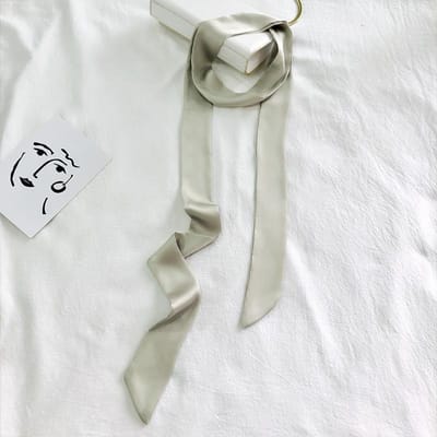 5x200cm Lange Dunne Haar Sjaal Voor Vrouwen Zijdezachte Satijnen Hoofdband Leuke Necksjaal Effen Kleuren Mode Tas Sjaals Voor Dames zilver