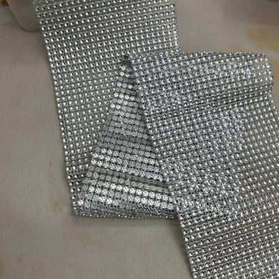 1 Yard 24 Rijen Plastic Gegalvaniseerd 4 mm Hol Gaaslint Sprankelende Gordijnen, Knutselen, Kerstmis, Bruiloften, Feestdecoraties zwart