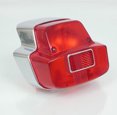 siem achterlicht voor scooter piaggio 150 vespa sprint 1965 tot 1974 fp113 / 91419 nieuw