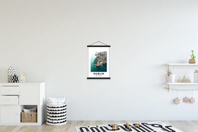 Posterhanger incl. Poster 40x60 cm - Schoolplaat - Ierland - Dublin - Zee - Textielposter - Zwarte latten