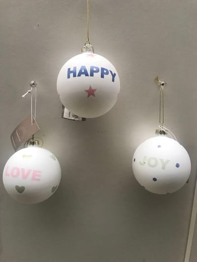 Set van 3 glazen kerstballen HAPPY JOY LOVE mat wit met print