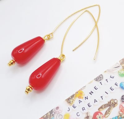 Jeannette-Creatief® - Natuursteen - Luxe Red Druppel - Oorbellen met Natuursteen - Oorhangers - Oorbellen - Oorbellen Dames - Rode Oorbellen - Gouden RVS Oorbellen - Oorbellen met Natuursteen - Rode Sieraden - Rode Oorbellen - Valentijn - Moederdag