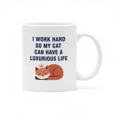 'Work Hard for Cat' Mok - Grappige Luxe Kattenleven Tekst - 330 ml - Cadeau voor Kattenliefhebbers, Kattenbaasjes & Dierenouders