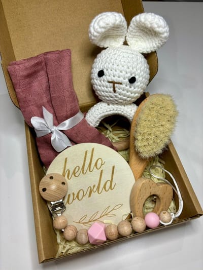 Playos® - Baby Giftset - Konijn - Oudroze - 6 delig - Kraamcadeau - Bijtring - Speenkoord - Babyshower - Geschenkset Baby - Baby Speelgoed - 0 Jaar - Geboortecadeau