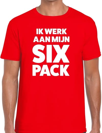 Ik werk aan mijn SIX Pack heren shirt rood - Heren feest t-shirts M