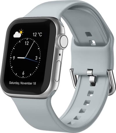 By Qubix - Geschikt voor Apple Watch bandje - Soft siliconen bandje met gespsluiting - Grijs - Geschikt voor Apple Watch 44mm / 45mm / 46mm / 49mm (Ultra 1,2 en 3) - Smartwatch bandje