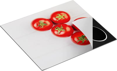 Chefcare Inductie Beschermer Tomaten op Witte Houten Planken - 60x50 cm - Afdekplaat Inductie - Kookplaat Beschermer - Inductie Mat