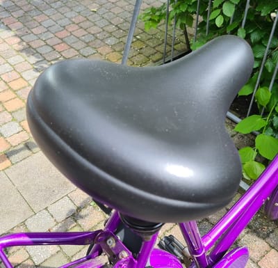 Zadel import zwart k'stof+veren