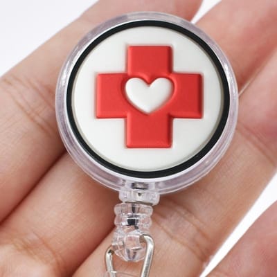 1 STKS Ziekenhuis Intrekbare Badgehouder met Riemclip Leuke Verpleegkundige Arts Naamplaatje Kaarthouder Accessoires Kantoorartikel Clip