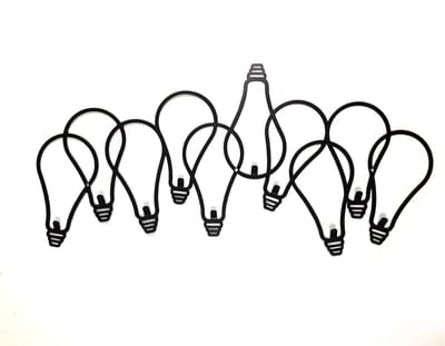 Decorizzly Bulbs Serie - Wandkapstok - 10 Haken - Staal