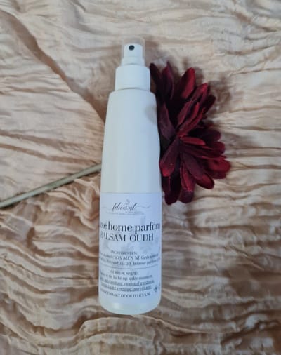 Luxe handgemaakte Interieur parfum spray - kamer spray - sfeer - BALSEM OUDH - luxe geur met karakter 200ml