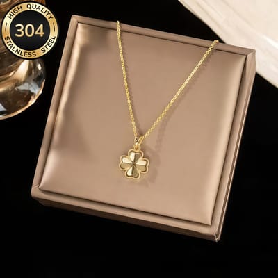 Sjika - Klavertje Vier Ketting Dames 18K Gold Plated – Geluksketting van RVS – Gouden Klaver Hanger – Verstelbare Halsketting - Cadeau voor haar