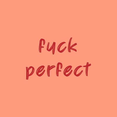 Tegeltje met spreuk “Fuck Perfect” – grappig motivatie cadeau – woondecoratie 10x10 cm - origineel cadeau voor collega of kantoor - cadeau voor verjaardag of housewarming