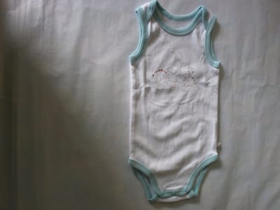 Noukie's - Rompertje - Body - Zondermouw - Paco - 1 jaar 80