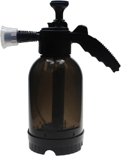 2 liter - Mist Spray Bottle - Waterspuit zwart - pompschuimspuit - handbediende drukschuimspuit - 0,5 gallon waterspuit voor het reinigen van huizen - Duurzaam