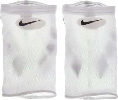 Nike Guard Lock Elite Sleeves