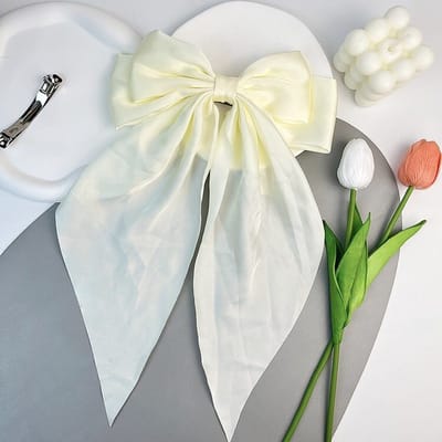 Zac's Alter Ego - Large Satin Double Hair Bow On Barrette With Tails Haarstrik - Creme