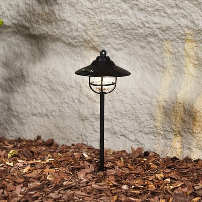 Lindby LED buitenlamp Ketil, zwart, grondspies, batterij