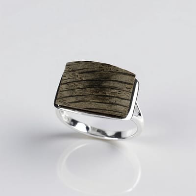 Cavill - Zilveren ring - 925 Sterling zilver - 1,9 ct antieke Poolse Veeneik cabochon - handgepolijst - unieke herenring - naturel houtnerf