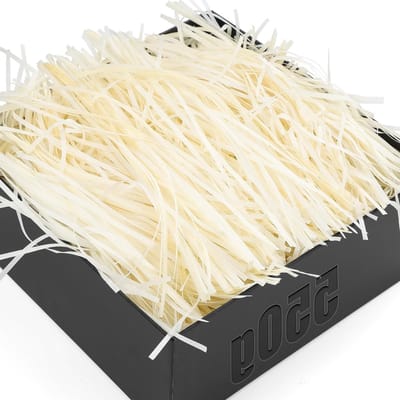 Shredded paper vulling voor cadeauverpakking, crème wit, ideaal voor geschenken, DIY projecten en feestdecoratie
