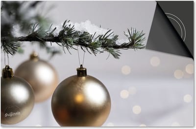 Inductie beschermer 60x60 - afdekplaat inductie mat - Dietrix Kookplaat beschermer - Exclusief - Feestdagen - Gouden kerstbal in kerstboom