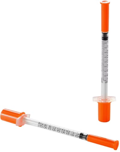 100 Stuks - Insulinespuit - Korte & Scherpe naald voor minimale pijn - 1 ml - 30g * 8mm