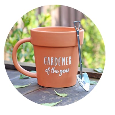 Something Different Mok/beker Gardener of the year pot with shovel spoon Multicolours