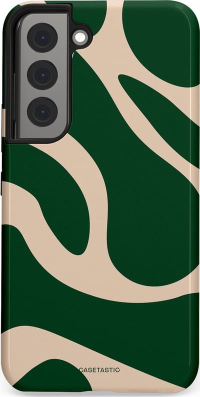 Casetastic hoesje geschikt voor Samsung Galaxy S22 - Dubbellaagse bescherming - Groen Bos en Zand Duinen - Fashion Case - Donkergroen Zand