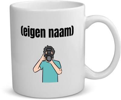 Akyol - fotograaf man met eigen naam koffiemok - theemok - Fotograaf - fotografen - leuk cadeau voor iemand die houd van foto's maken - cadeau - kado - 350 ML inhoud