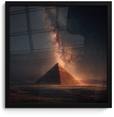 Poster in lijst - Fotolijst 40x40 cm - Posters - Piramide - Woestijn - Licht - Posterlijst zwart - Decoratie - Wanddecoratie woonkamer - Muurdecoratie slaapkamer